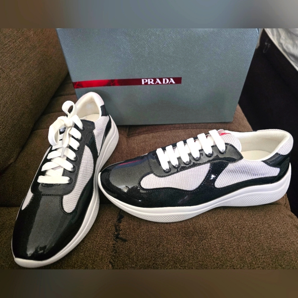 Prada Sneakers  mens size 46 or us  10/11 brand new with box color black